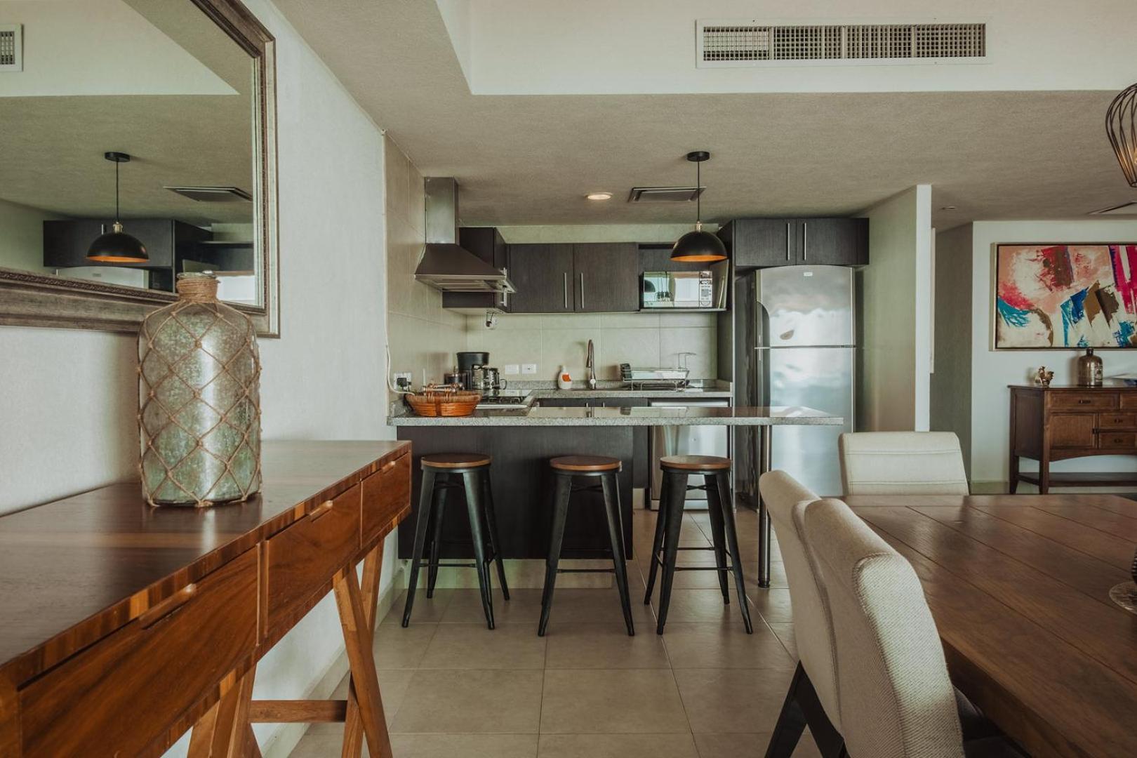 Grand Venetian Beachfront Condos Puerto Vallarta Esterno foto